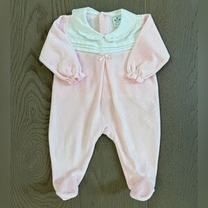 Soft Pink Baby Footie with White Collar from Sardon